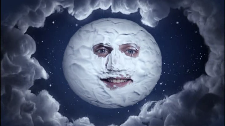 I am the moon!